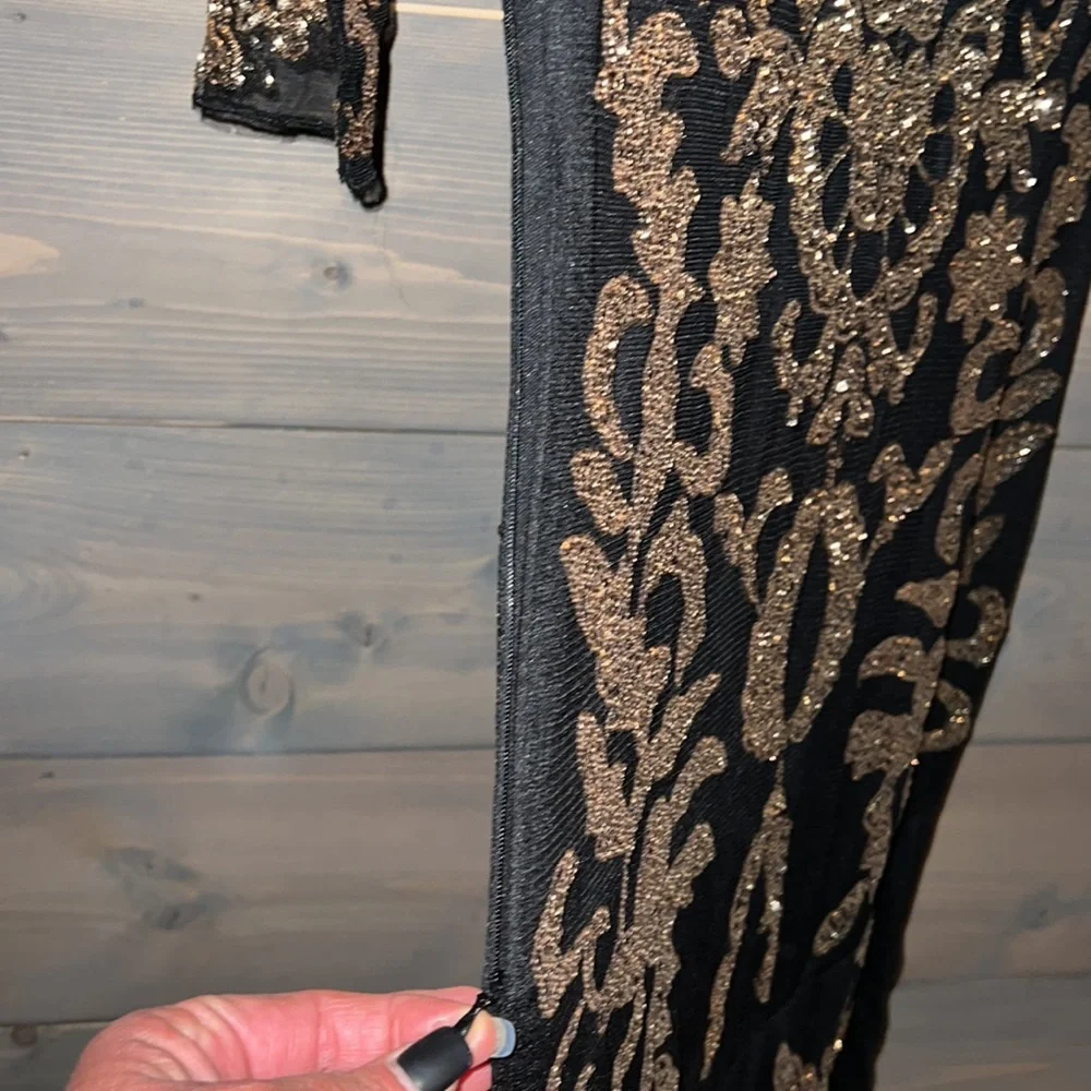 Beautiful vintage black dress with gold sequins - Picture 11 of 11